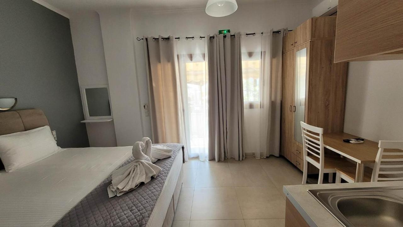 Valeriana Studios Parga Exterior photo