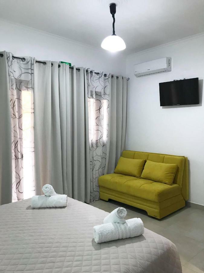 Valeriana Studios Parga Exterior photo